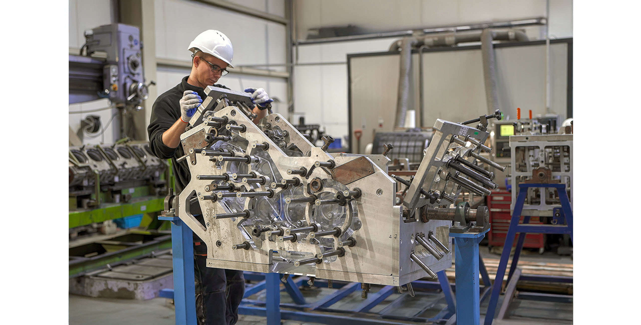 Werkzeugbau banner 06 25